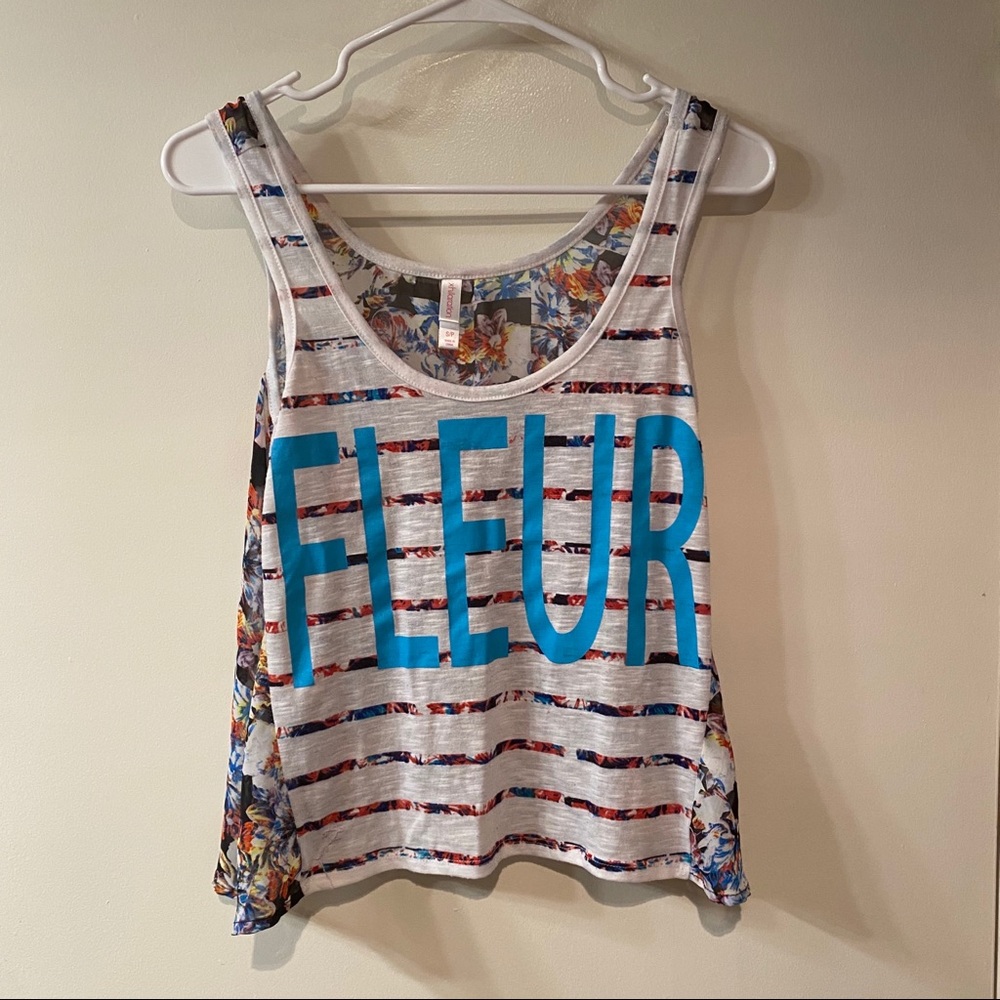 Xhilaration Fleur Flower Pattern Flowy Tank Top